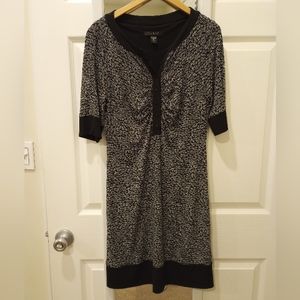 Laundry by Shelli Segal Size 4 Shift dress